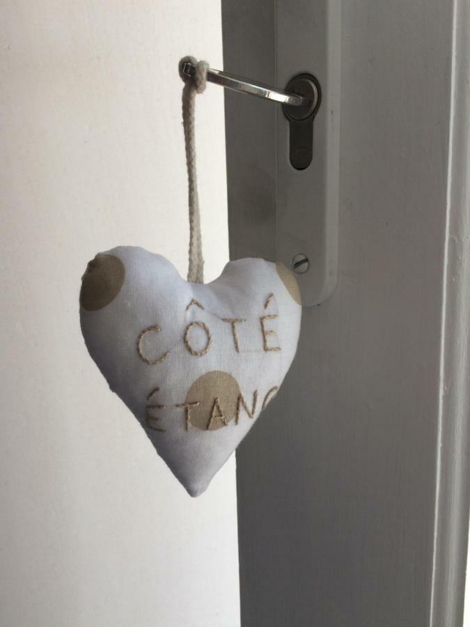 LE PETIT MONTY Gite Cote Etang Saint-Malo-du-Bois Esterno foto